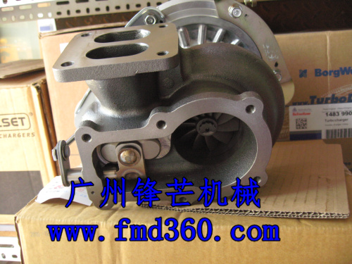 上海日野P11C增压器17201-E0220/VA570102(图1)