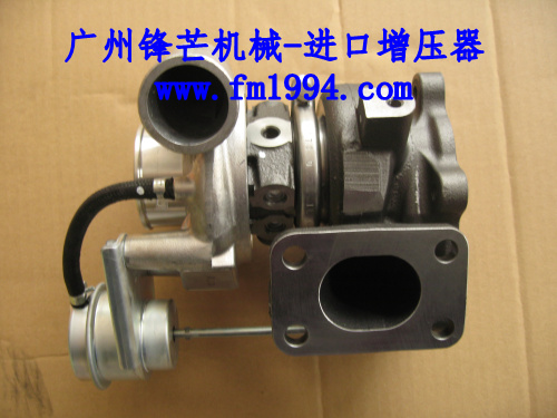 加藤HD820-5挖掘机4M50进口增压器ME443813/49389-02110(图2)