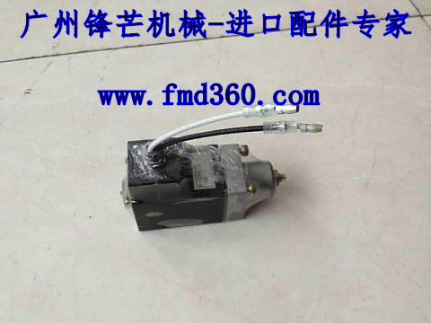 加藤HD820-3挖掘机液压泵电磁阀