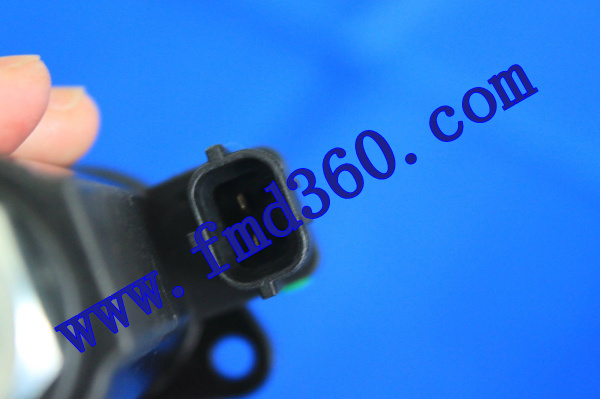 神钢SK200-6E SK230-6E比例电磁阀YB35V00005F1(图2)