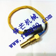 小松水温传感器小松PC360-7 PC450-7挖掘机水温感应器