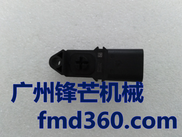 进气压力传感器小松PC200-8增压器空气压力传感器小松空气传感器