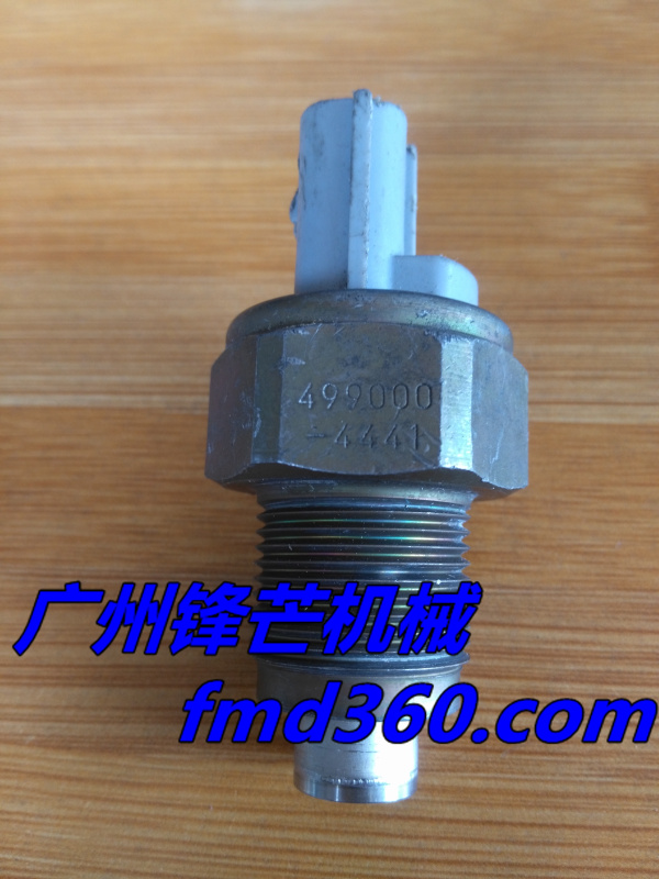 广州锋芒机械小松6D125共轨压力传感器499000-4441