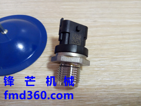 广州锋芒机械康明斯QSL共轨压力传感器0281006364挖掘机配件(图1)