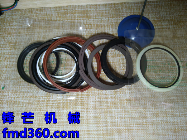 锋芒机械进口挖机配件神钢SK100-3大臂油缸修理包进口挖掘机油封(图1)