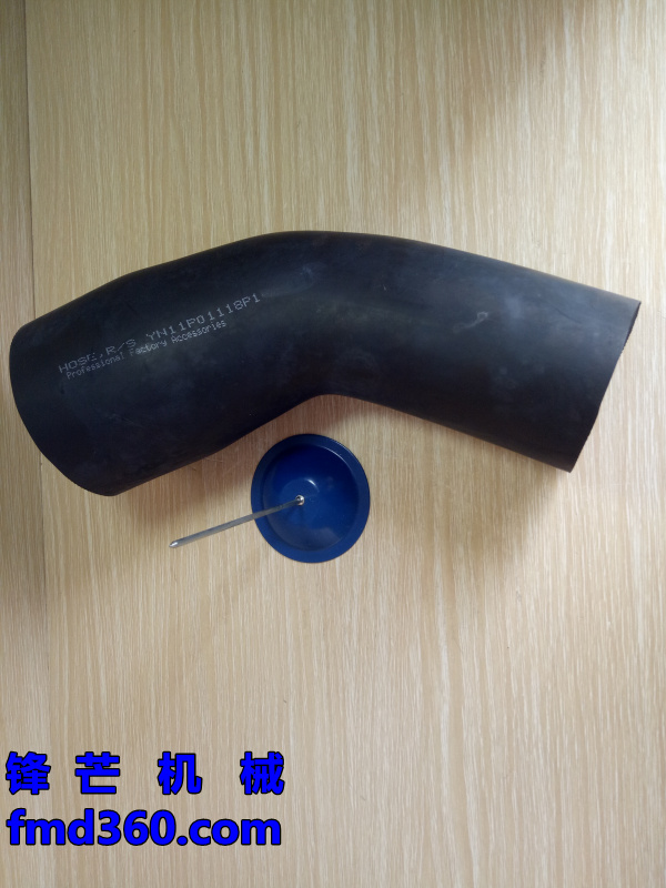 锋芒机械进口挖机配件神钢SK260-8挖机J05E增压器进气管YN11P0111(图1)