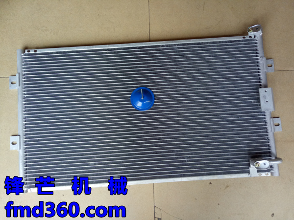 锋芒机械进口挖机配件沃尔沃EC210B空调冷凝器副厂高品质(图1)