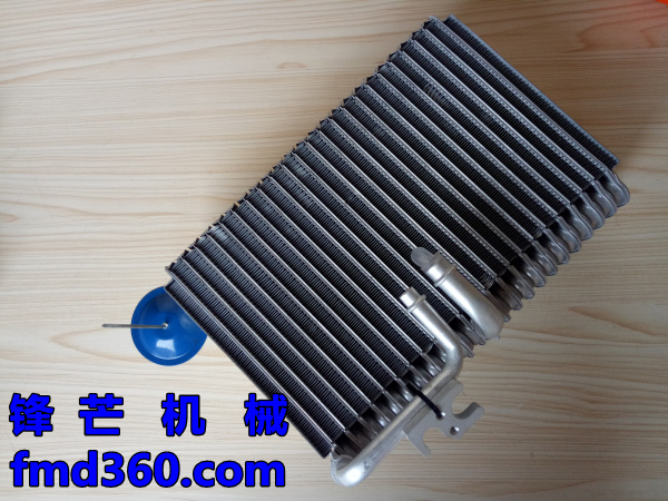 锋芒机械进口挖机配件沃尔沃EC210B空调蒸发器副厂好品质(图1)