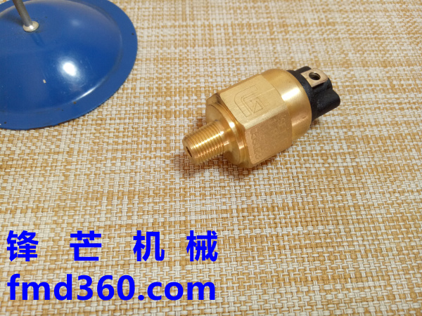 锋芒机械进口挖机配件柳工装载机平地机压力传感器30B0418(图1)