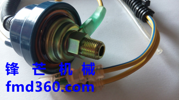 锋芒机械进口勾机配件小松PC200-5空气传感器（A）(图1)