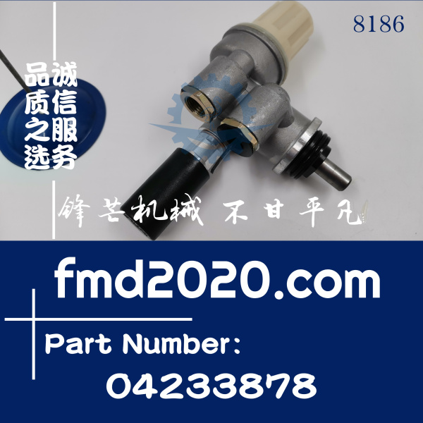 供应高质量发动机配件道依茨BF4L914输油泵04233878